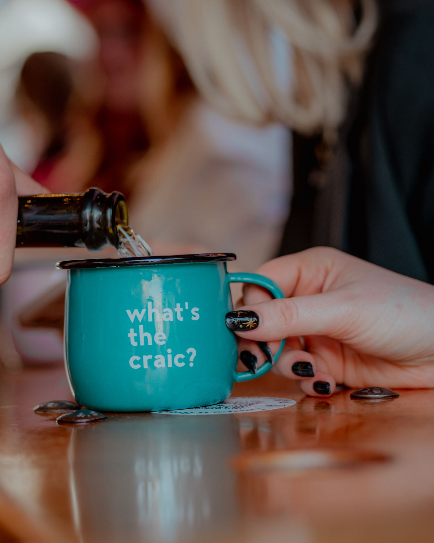 Taza Una pequeña taza de té