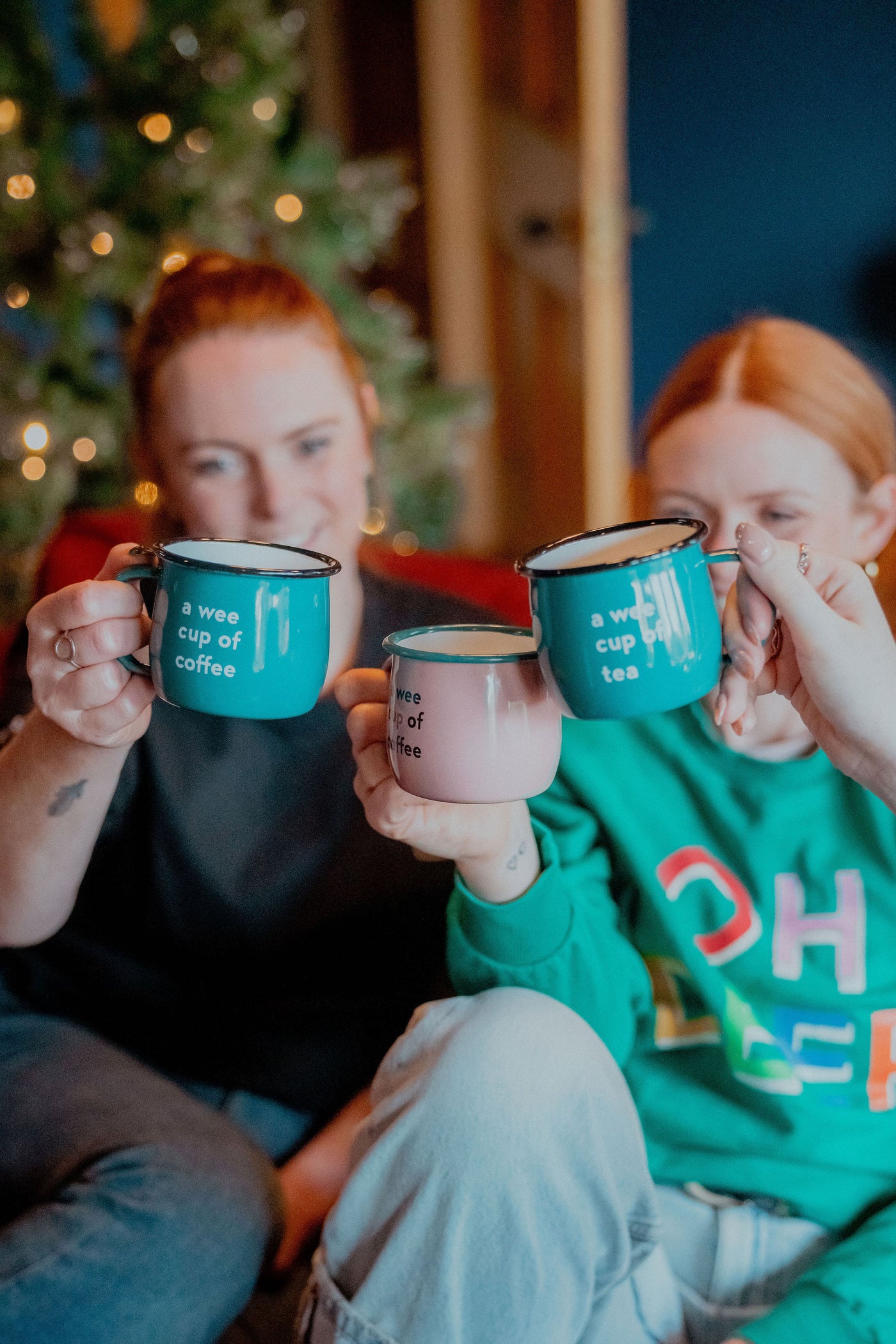 Eine kleine Tasse Kaffeebecher 