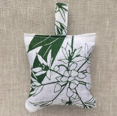 Wild Garlic | Lavender Linen Sachet