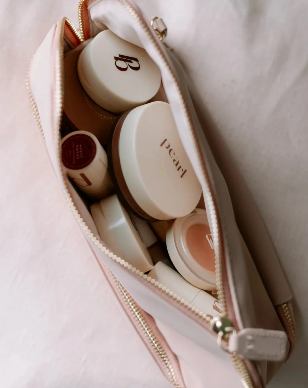 The Everyday Essentials Makeup Bag | Pearl Beauty