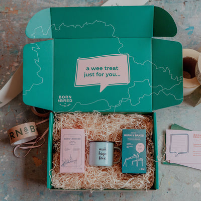 awk hiya love box blue with prosecco biscuits